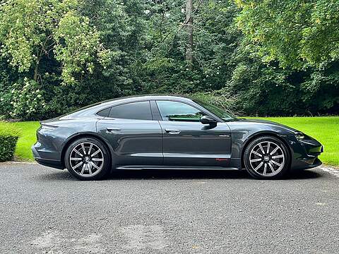 Performance Plus 93.4kWh Saloon 4dr Electric Auto RWD (476 ps)