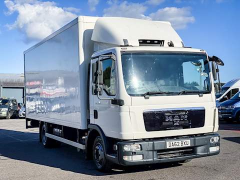 MAN TGL 7.180 4X2 BB Curtainside