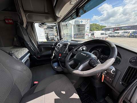 DAF XF 460 6X2 TRACTOR UNIT - U237