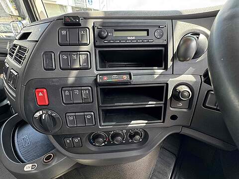 DAF XF 460 6X2 TRACTOR UNIT - U237