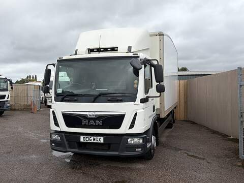 MAN TGL 12.220 4x2 BB Day - U243