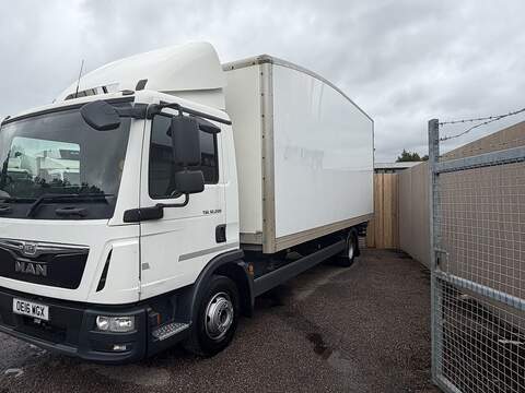 MAN TGL 12.220 4x2 BB Day - U243