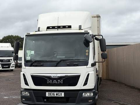 MAN TGL 12.220 4x2 BB Day - U243