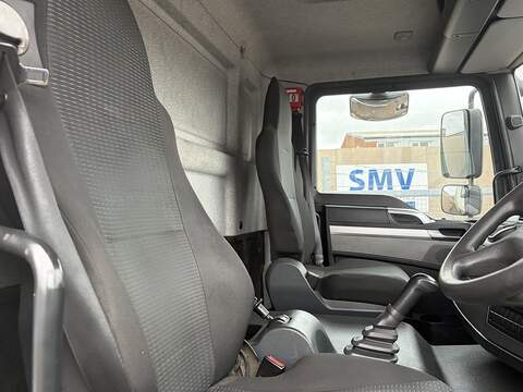 MAN TGL 12.220 4x2 BB Day - U243