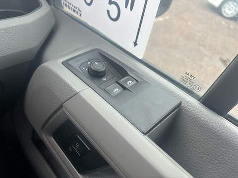 Volkswagen Crafter TDI CR35 Startline - U471