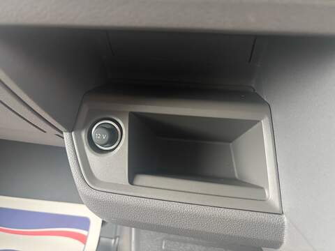 Volkswagen Crafter TDI CR35 Startline - U471