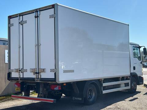 MAN 8.180BB Dual Comp Fridge Box  - U475