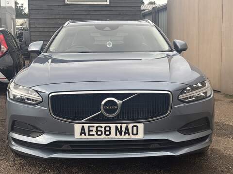 Volvo V90 D4 Momentum - U509