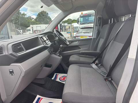 Volkswagen Transporter TDI T30 Startline - U590