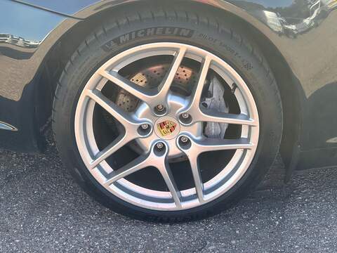 Porsche 911 997 Carrera - U639