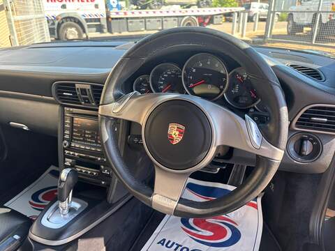 Porsche 911 997 Carrera - U639