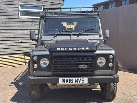 Land Rover Defender 110 TDCi Adventure - U640