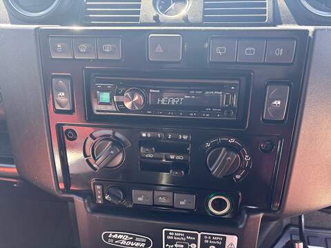Land Rover Defender 110 TDCi Adventure - U640