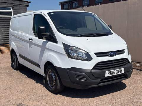 Ford Transit Custom 31kWh Business Panel Van 5dr Petrol Plug-in Hybrid Auto Euro 6 (Range Extender) (150 ps)