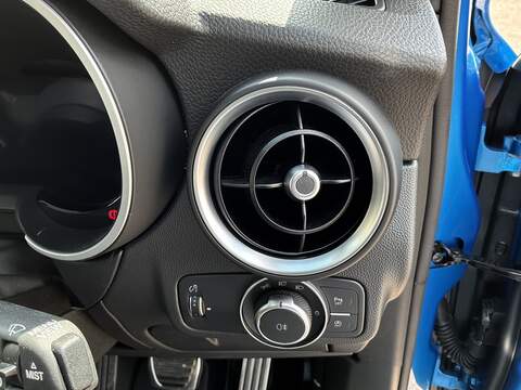 Alfa Romeo Stelvio T Veloce - U651
