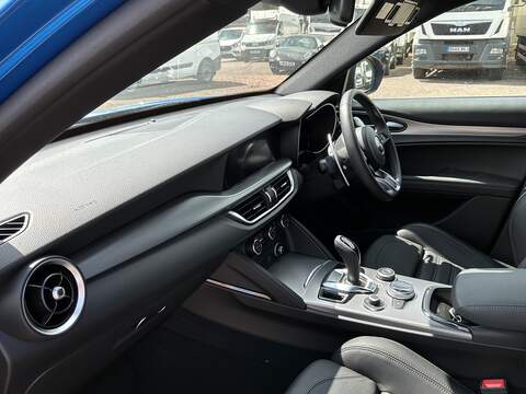 Alfa Romeo Stelvio T Veloce - U651