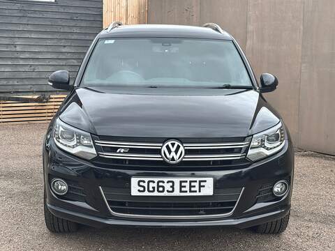 Volkswagen Tiguan TDI BlueMotion Tech R-Line - U652