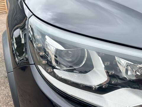 Volkswagen Tiguan TDI BlueMotion Tech R-Line - U652
