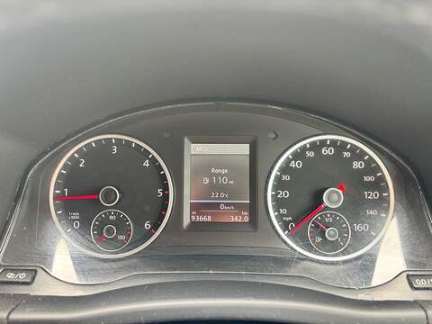 Volkswagen Tiguan TDI BlueMotion Tech R-Line - U652