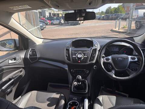 Ford Kuga TDCi Titanium - U663