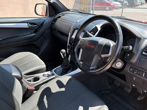 Isuzu D-Max TD Fury - U671