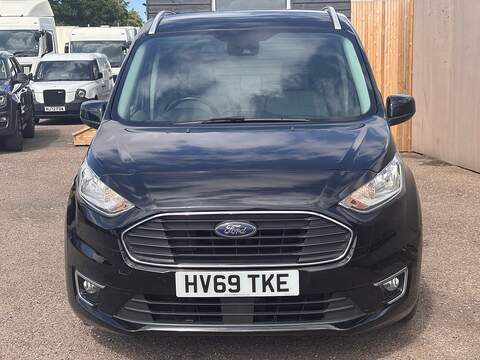 Ford Grand Tourneo Connect EcoBlue Titanium - U677