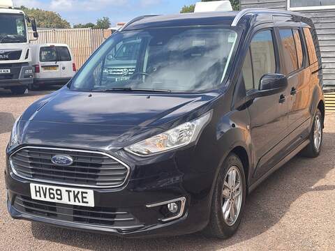 Ford Grand Tourneo Connect EcoBlue Titanium - U677