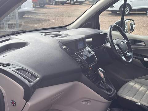 Ford Grand Tourneo Connect EcoBlue Titanium - U677