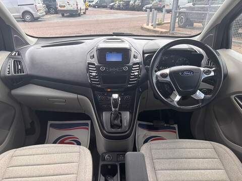 Ford Grand Tourneo Connect EcoBlue Titanium - U677