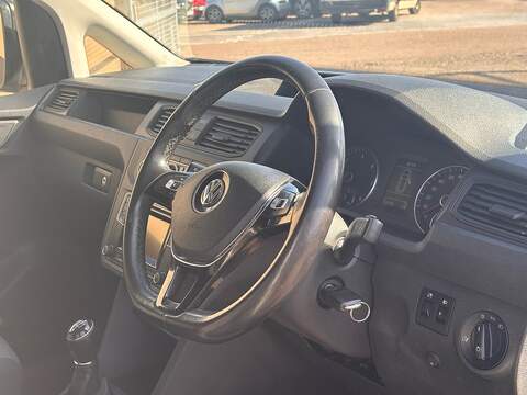 Volkswagen Caddy TDI C20+ BlueMotion Tech Startline - U683