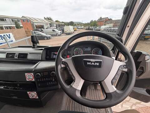 MAN TGX 26.500 6X4 Bls - U689