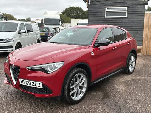 Alfa Romeo Stelvio T Milano Edizione - U690
