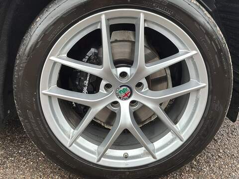 Alfa Romeo Stelvio T Milano Edizione - U690