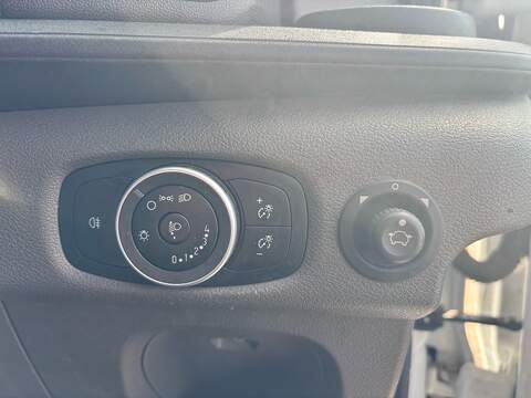 Ford Transit 350 EcoBlue Leader - U692