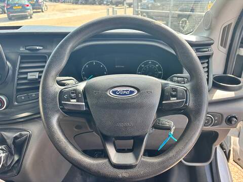 Ford Transit 350 EcoBlue Leader - U692
