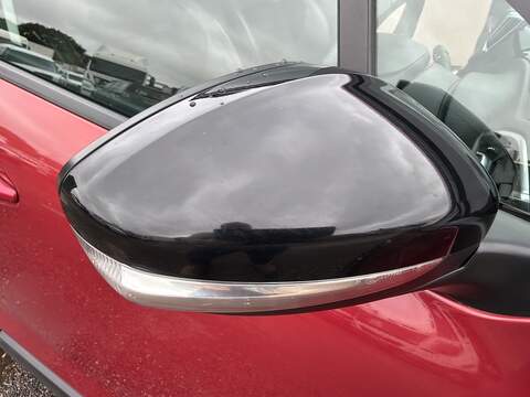 Peugeot 2008 BlueHDi GT Line - U694