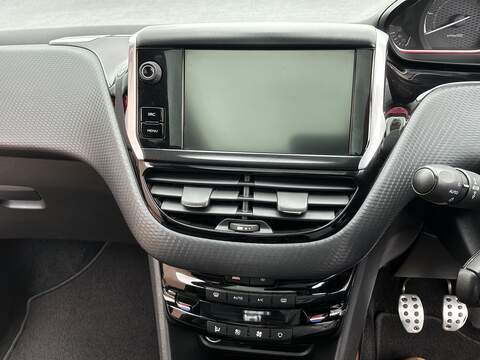 Peugeot 2008 BlueHDi GT Line - U694