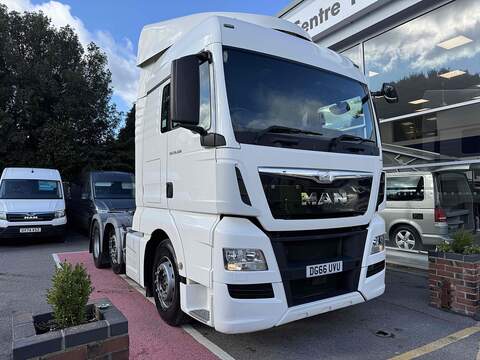 MAN TGX 26.500 7.180 4X2 BB Curtainside