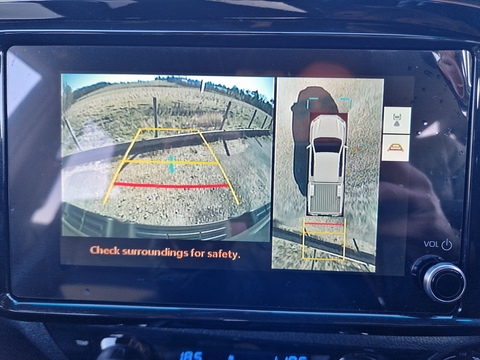 2.8 D-4D-h Invincible X Auto 4WD Euro 6 4dr