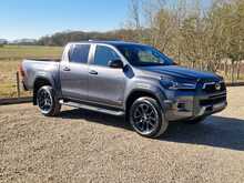 Toyota Hilux Invincible X 4WD D-4D-h Dcb 