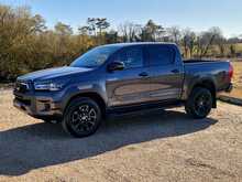 Toyota Hilux Invincible X 4WD D-4D-h Dcb 