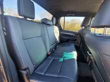 Toyota Hilux Invincible X 4WD D-4D-h Dcb 