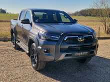 Toyota Hilux Invincible X 4WD D-4D-h Dcb 