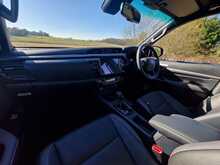 Toyota Hilux Invincible X 4WD D-4D-h Dcb 