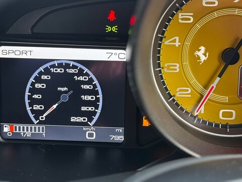 4.5 Speciale Coupe 2dr Petrol F1 DCT Euro 5 (605 ps)