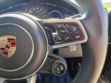 Porsche Cayenne V6 E-Hybrid Platinum Edition 
