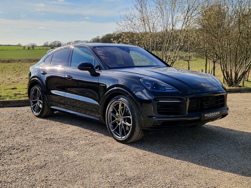 Porsche 3.0 V6 E-Hybrid 17.9kWh Platinum Edition Coupe 5dr Petrol Plug-in Hybrid TiptronicS 4WD Euro 6 (s/s) (3.6kW Charger) (462 ps)