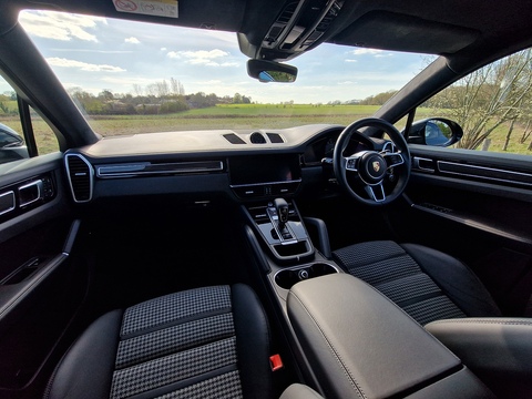 3.0 V6 E-Hybrid 17.9kWh Platinum Edition Coupe 5dr Petrol Plug-in Hybrid TiptronicS 4WD Euro 6 (s/s) (3.6kW Charger) (462 ps)