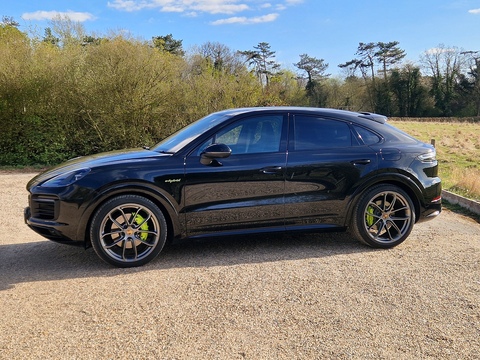 3.0 V6 E-Hybrid 17.9kWh Platinum Edition Coupe 5dr Petrol Plug-in Hybrid TiptronicS 4WD Euro 6 (s/s) (3.6kW Charger) (462 ps)