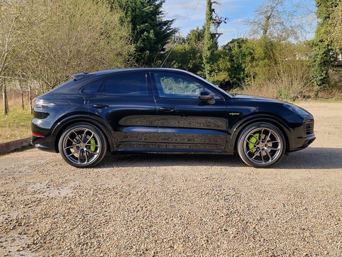 3.0 V6 E-Hybrid 17.9kWh Platinum Edition Coupe 5dr Petrol Plug-in Hybrid TiptronicS 4WD Euro 6 (s/s) (3.6kW Charger) (462 ps)